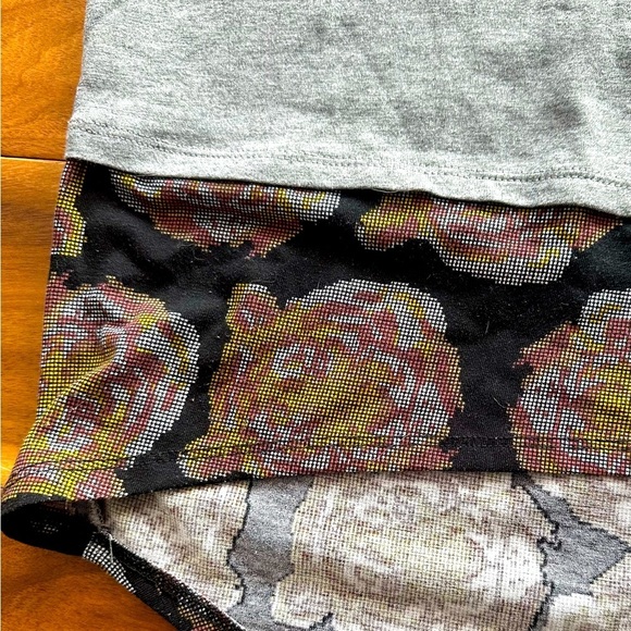 Large LuLaRoe Grey Irma with Tiger bottom - Picture 2 of 2